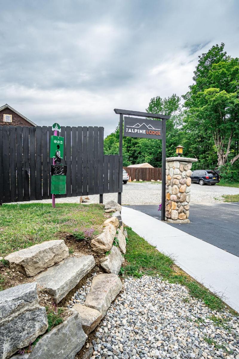 The Alpine Lodge image