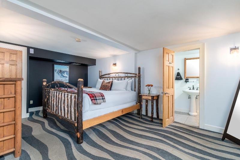 The Alpine Lodge image