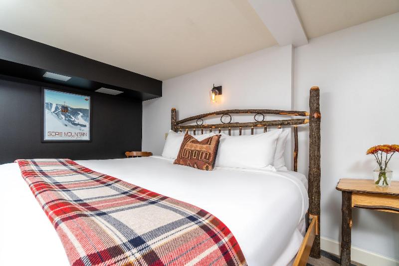 The Alpine Lodge image