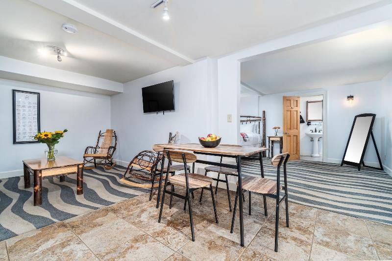 The Alpine Lodge image