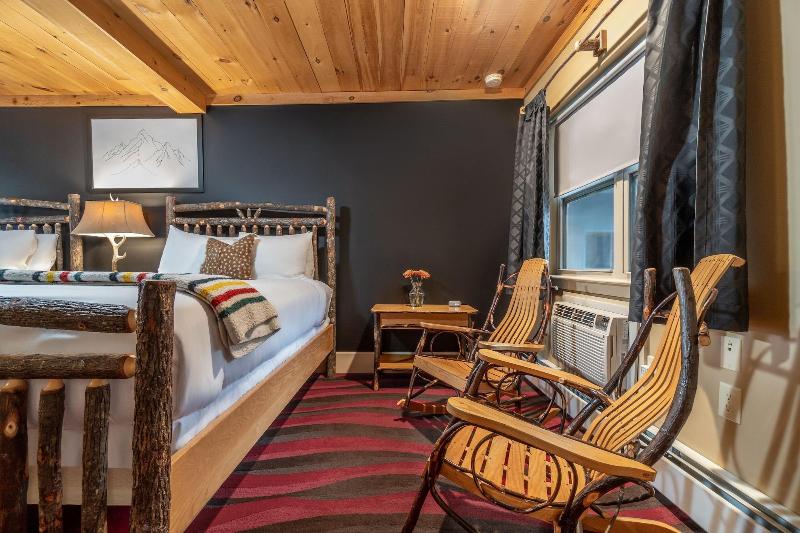 The Alpine Lodge image