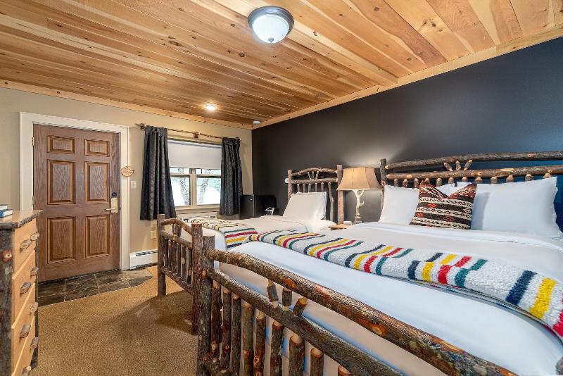 The Alpine Lodge image