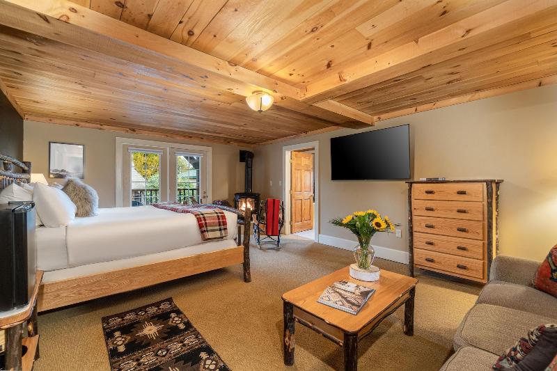 The Alpine Lodge image