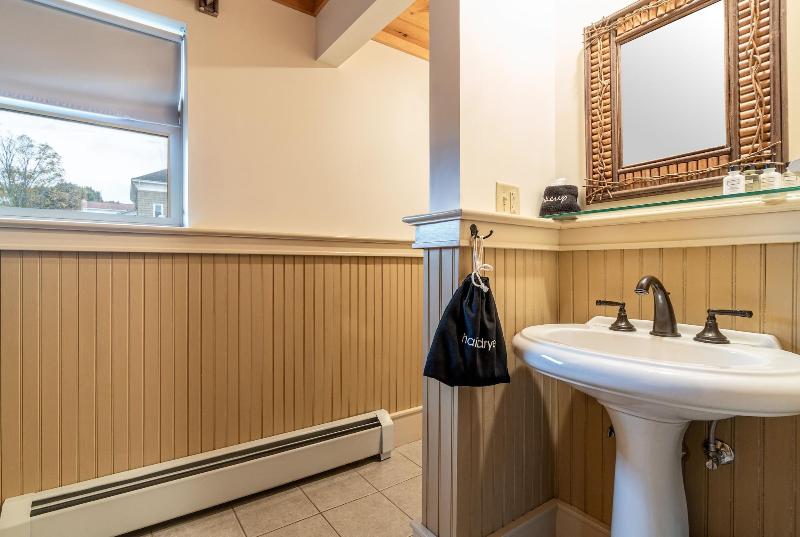 The Alpine Lodge image