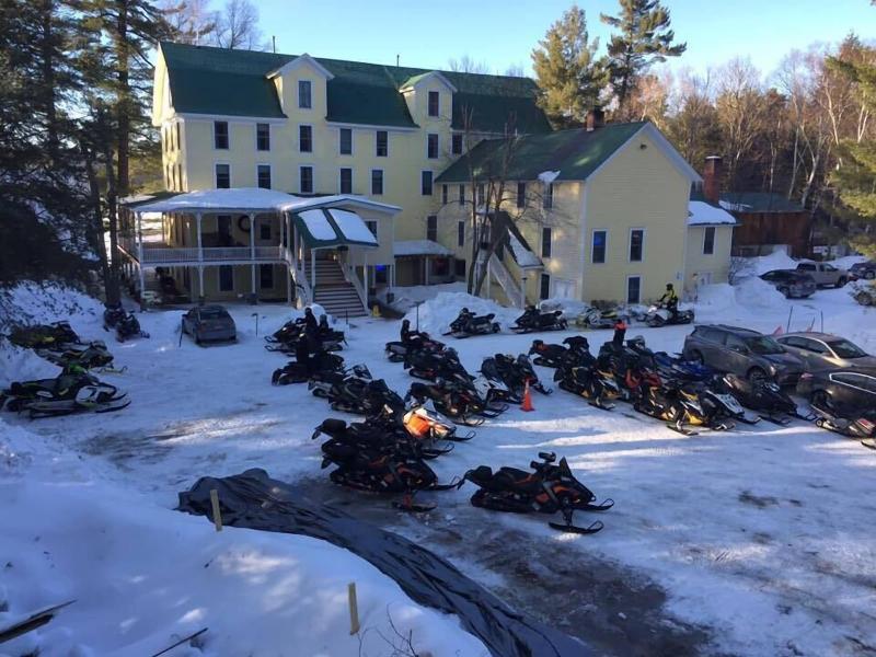 The Woods Inn image 1