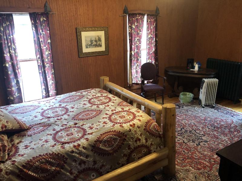 The Woods Inn image