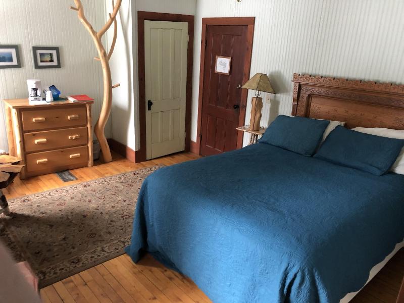 The Woods Inn image