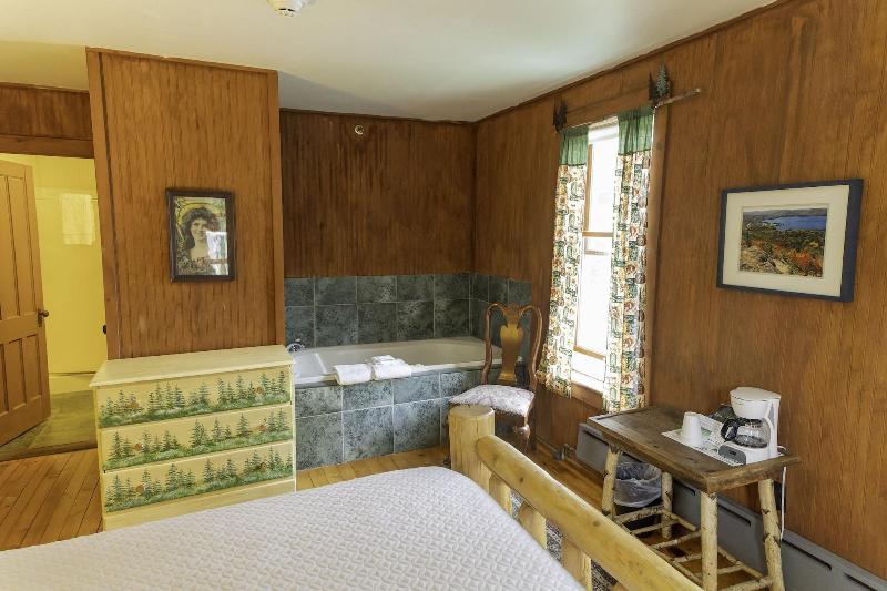 The Woods Inn image 10