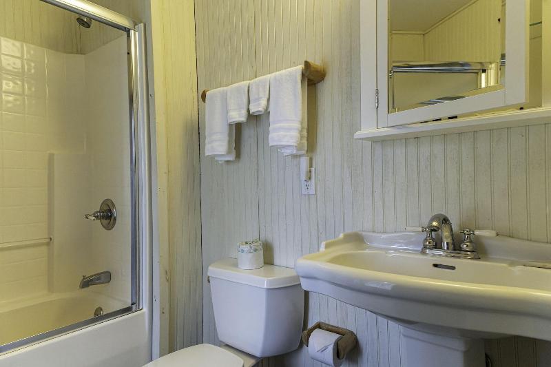 The Woods Inn image