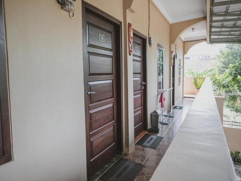 Formerly RedDoorz Syariah near Jamtos Jambi 2 image