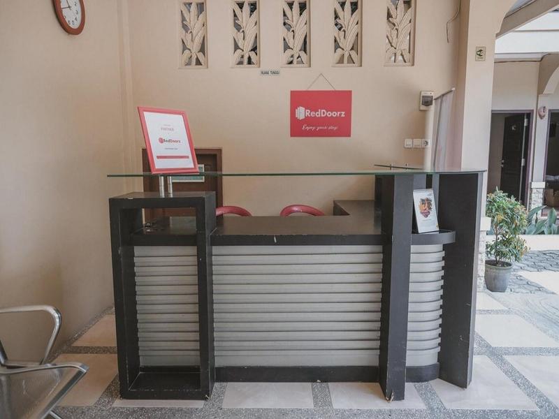 Formerly RedDoorz Syariah near Jamtos Jambi 2 image