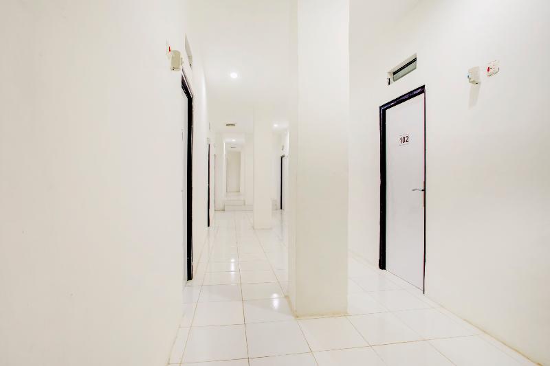 SPOT ON 3928 Terrace House Syariah