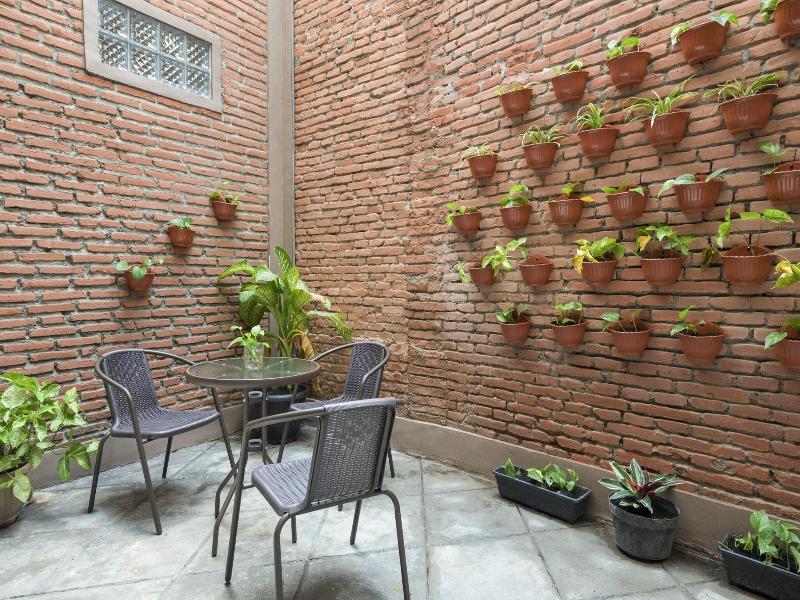 Formerly RedDoorz near Malang Train Station 3 image