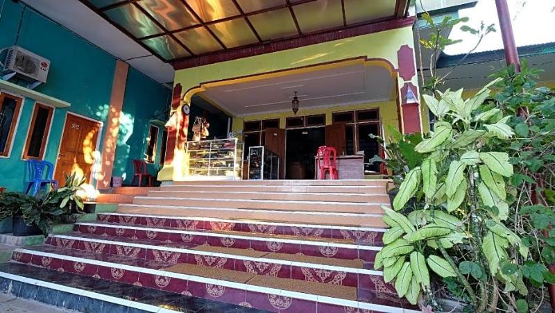 Formerly RedDoorz near Mangrove Forest Kupang image