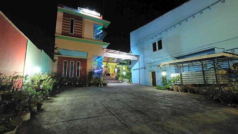 Formerly RedDoorz near Mangrove Forest Kupang image