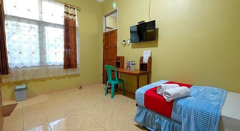 Formerly RedDoorz near Mangrove Forest Kupang image