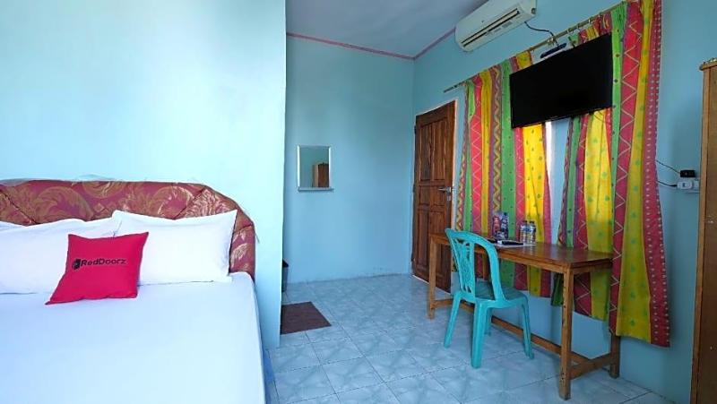 Formerly RedDoorz near Mangrove Forest Kupang image