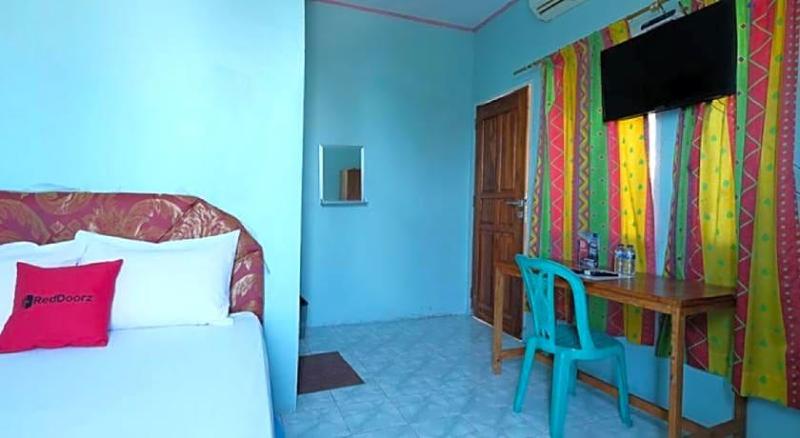 Formerly RedDoorz near Mangrove Forest Kupang image