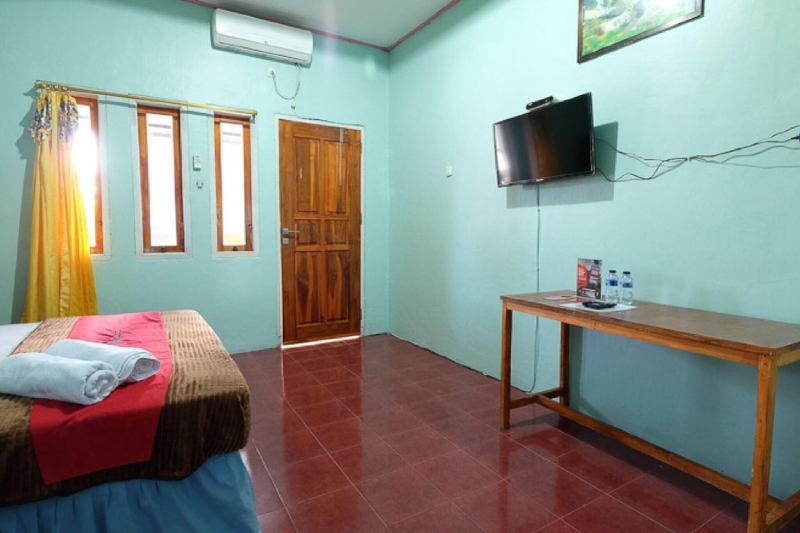 Formerly RedDoorz near Mangrove Forest Kupang image