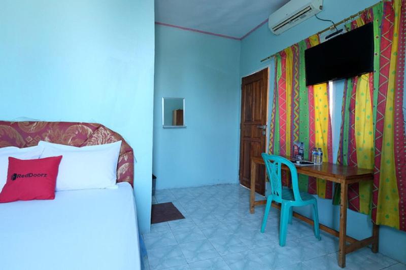Formerly RedDoorz near Mangrove Forest Kupang image