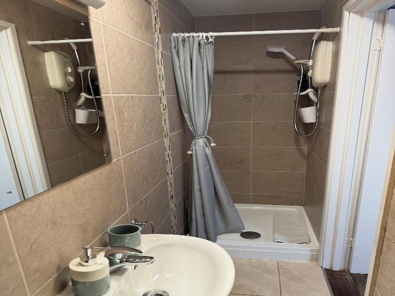 St George's Guesthouse image