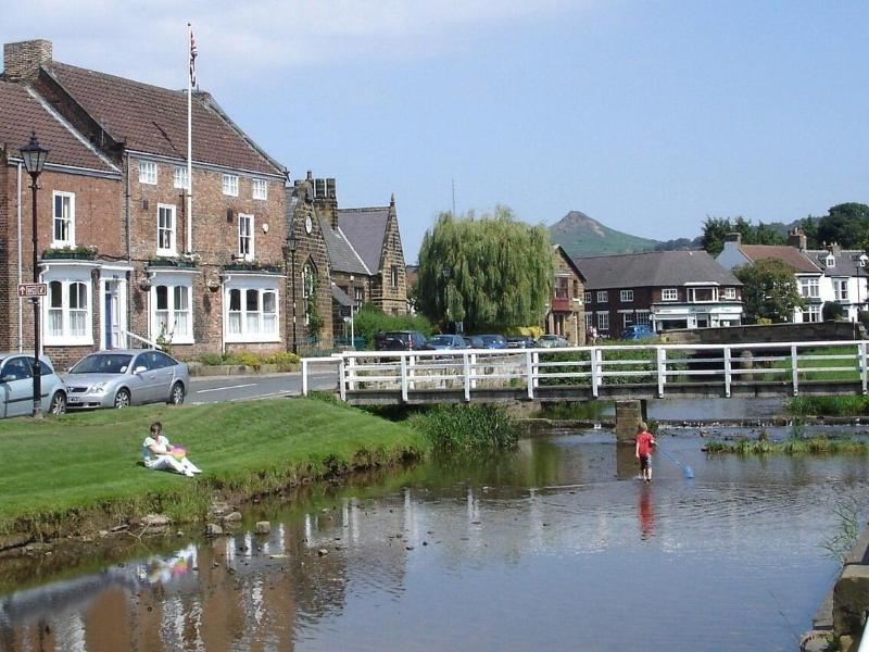 Royal Oak Hotel image