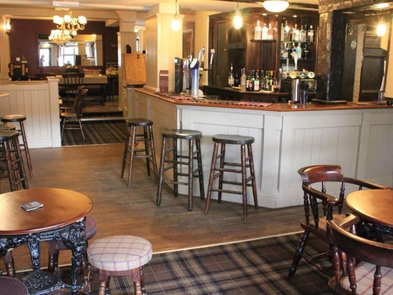 Royal Oak Hotel image