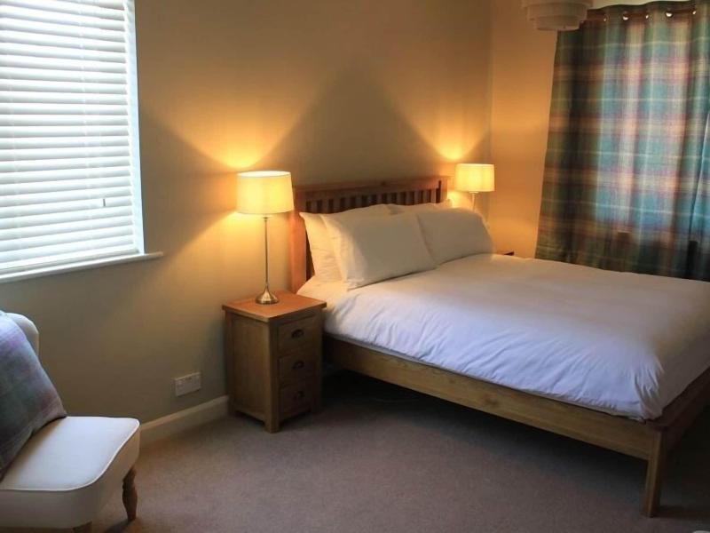 Royal Oak Hotel image