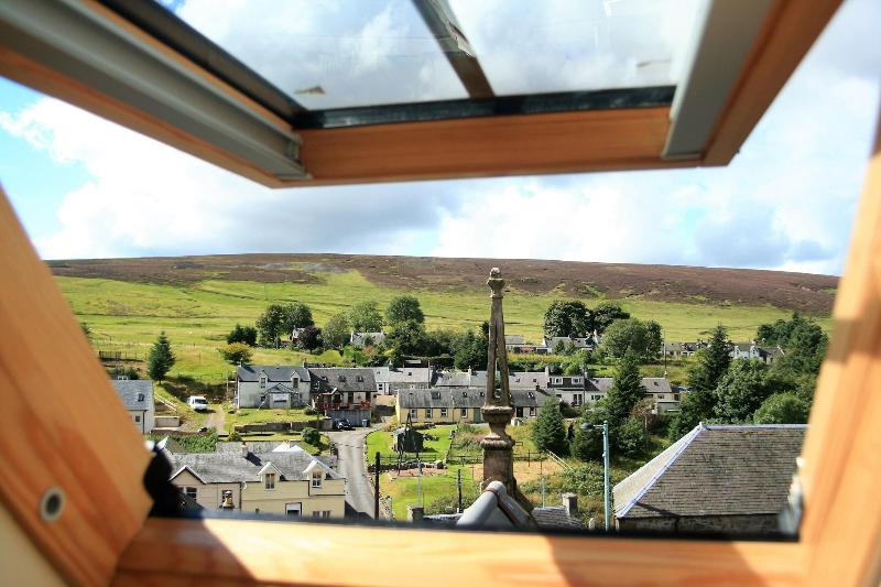 The Hopetoun Arms Hotel image