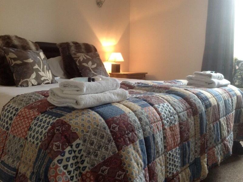 The Hopetoun Arms Hotel image