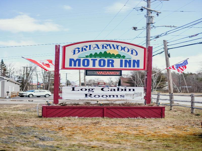 Briarwood Motor Inn