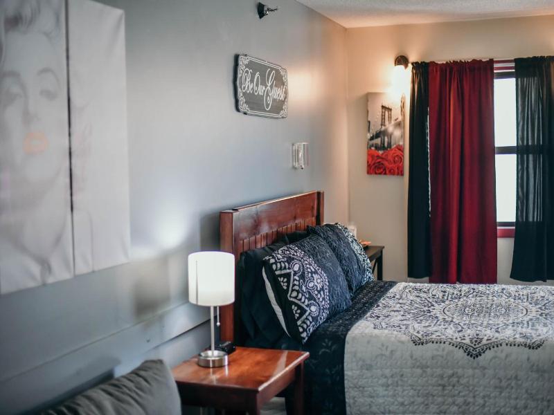 Briarwood Motor Inn
