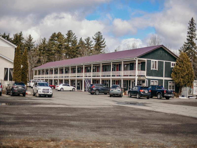 Briarwood Motor Inn — general view