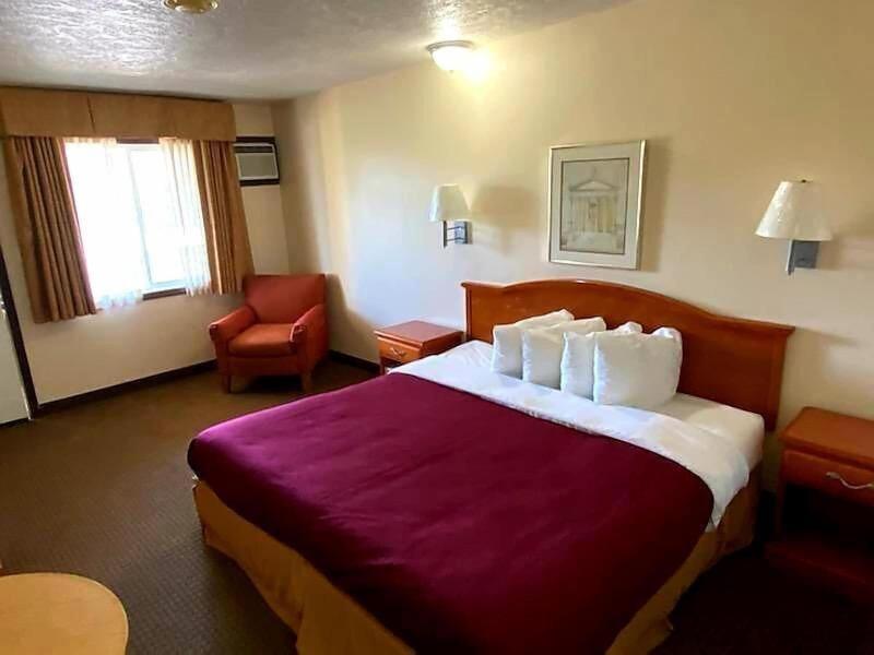 Western Inn image