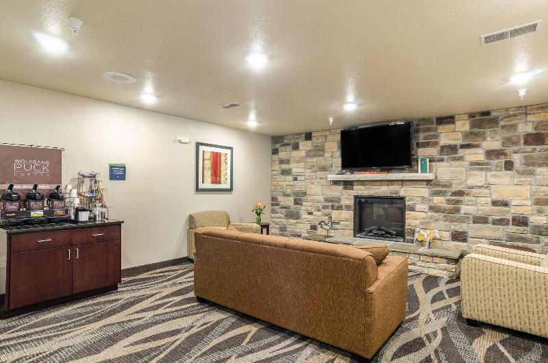 Cobblestone Inn & Suites - Bridgeport image