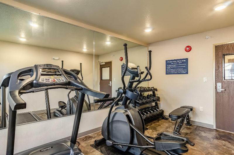 Cobblestone Inn & Suites - Bridgeport image