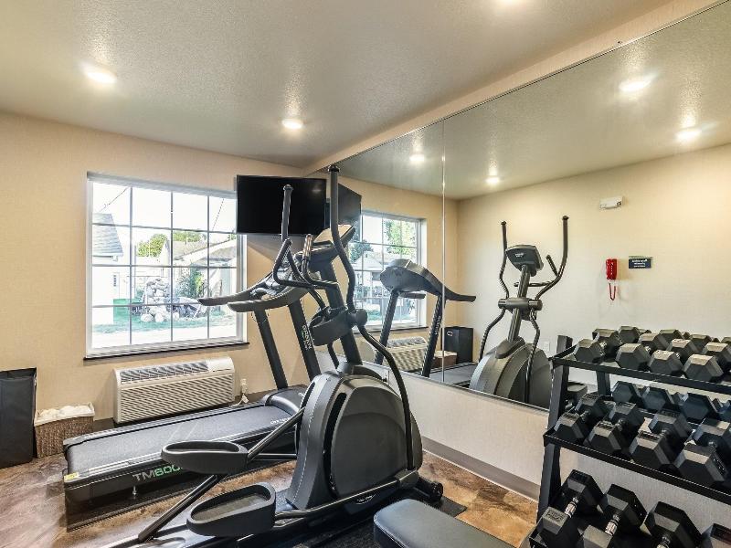 Cobblestone Inn & Suites - Bridgeport image