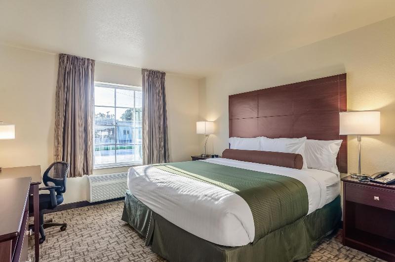 Cobblestone Inn & Suites - Bridgeport image 6