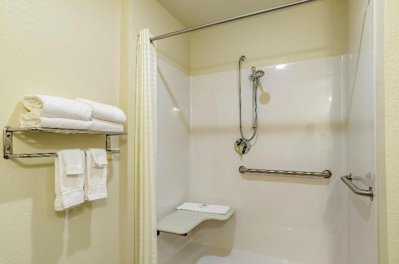 Cobblestone Inn & Suites - Bridgeport image