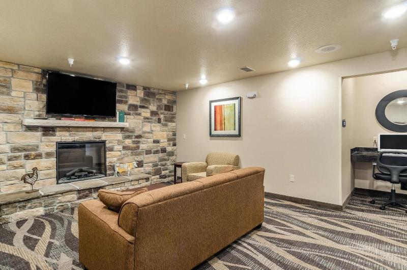 Cobblestone Inn & Suites - Bridgeport image