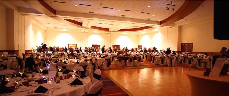 Bally's Quad Cities Casino & Hotel image