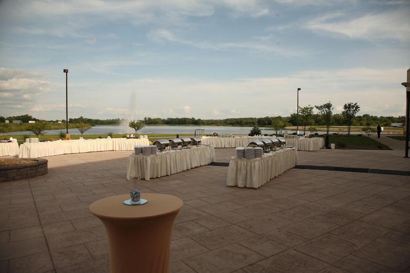 Bally's Quad Cities Casino & Hotel image