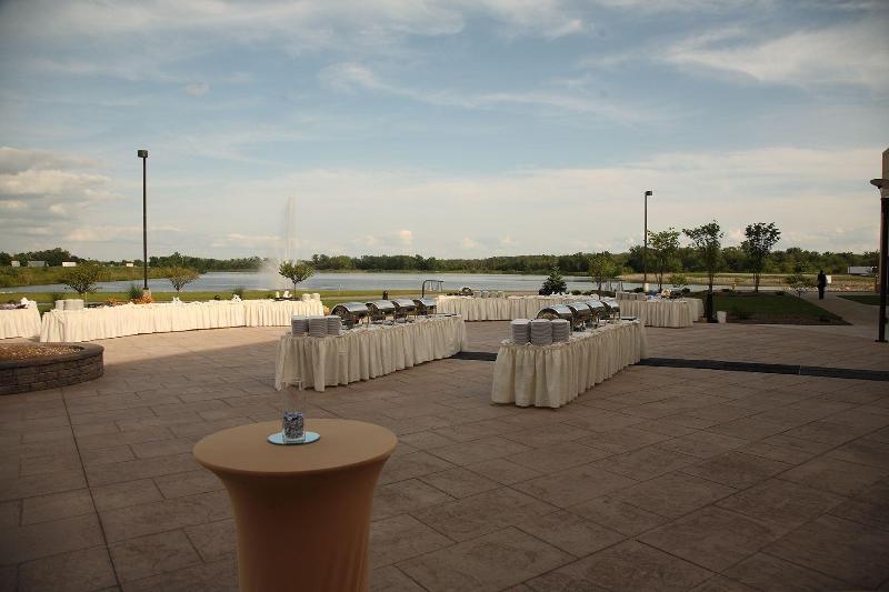 Bally's Quad Cities Casino & Hotel image