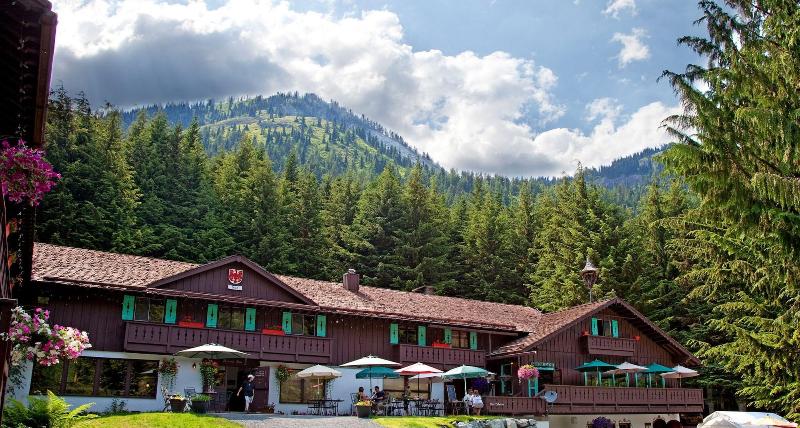 Crystal Mountain Hotels image