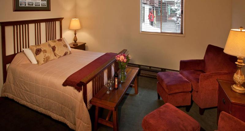 Crystal Mountain Hotels image