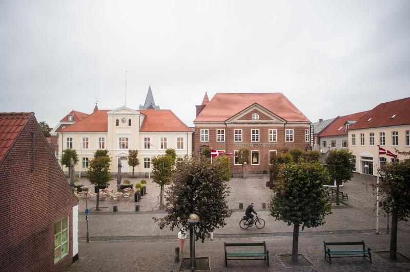 Town Living image