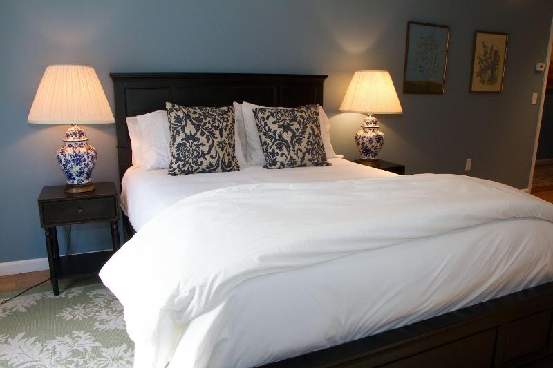 Inn At Pine Plains image
