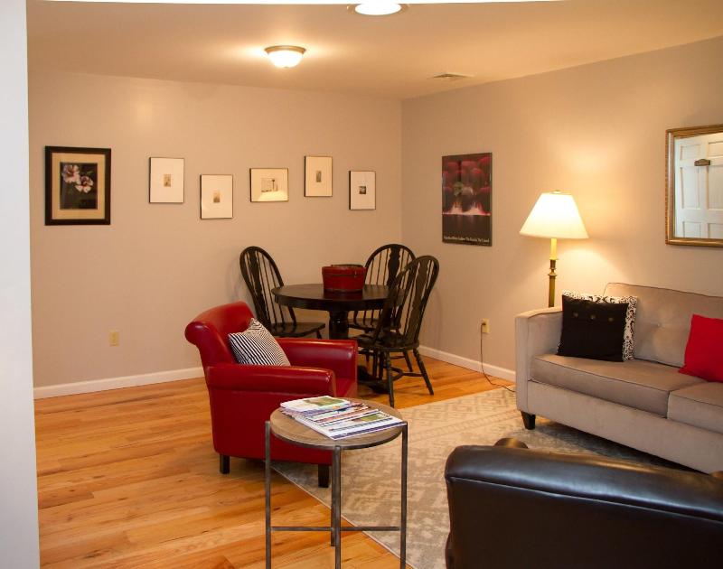 Inn At Pine Plains image
