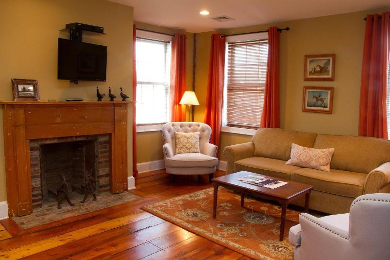 Inn At Pine Plains image