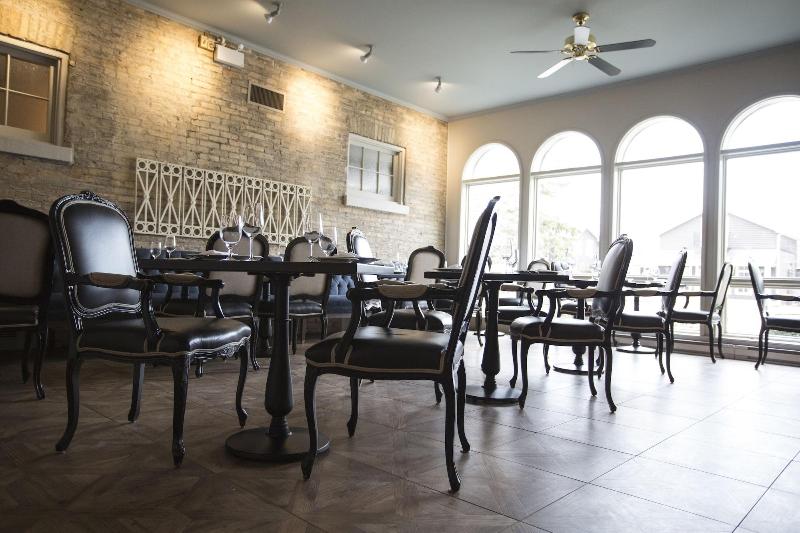 The Little Inn Of Bayfield — restaurant